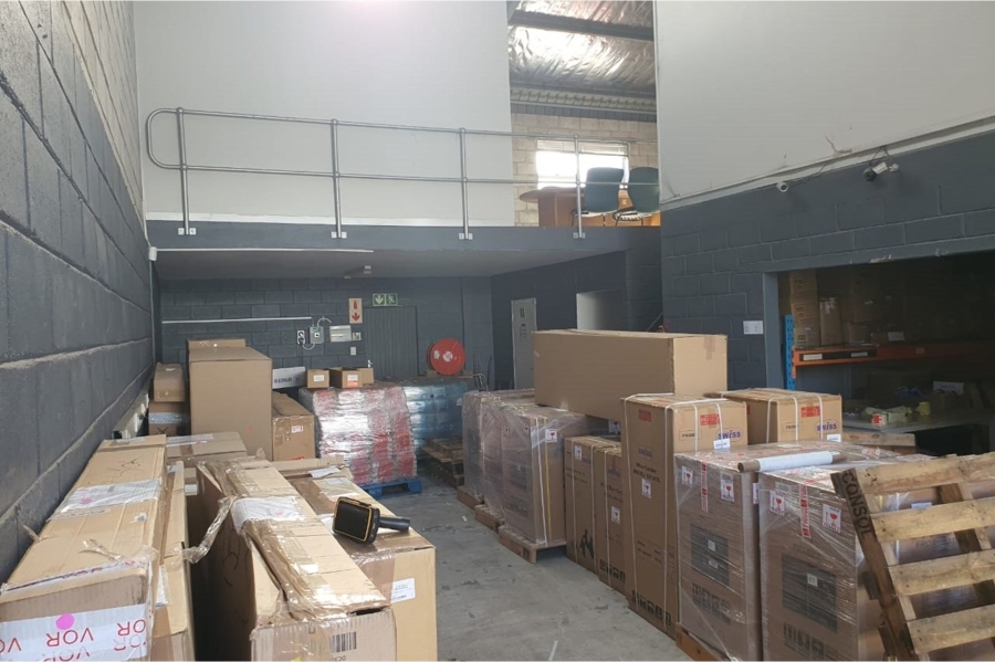 To Let commercial Property for Rent in Walmer Eastern Cape